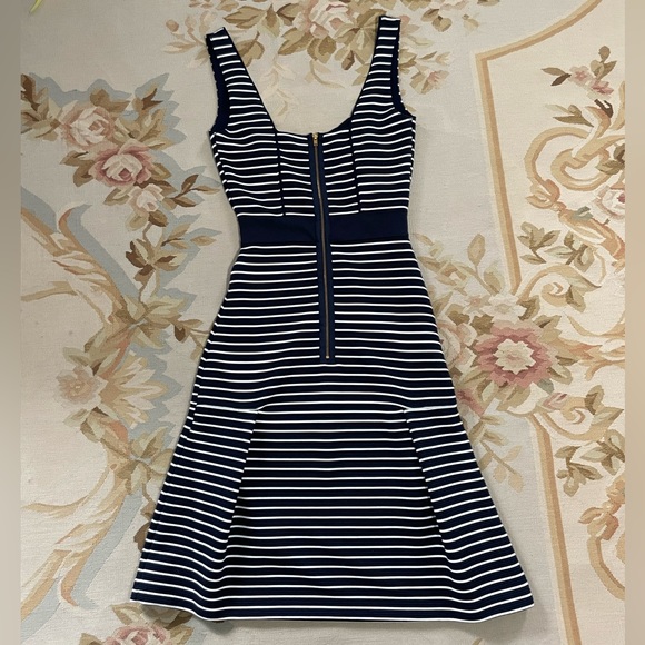 Flirty, navy blue and white striped fitted dress by French connection size 2 - Picture 9 of 9